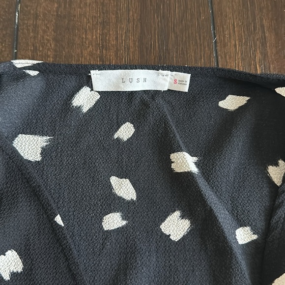 Lush Kona Surplice Bodysuit Blouse - Picture 3 of 4